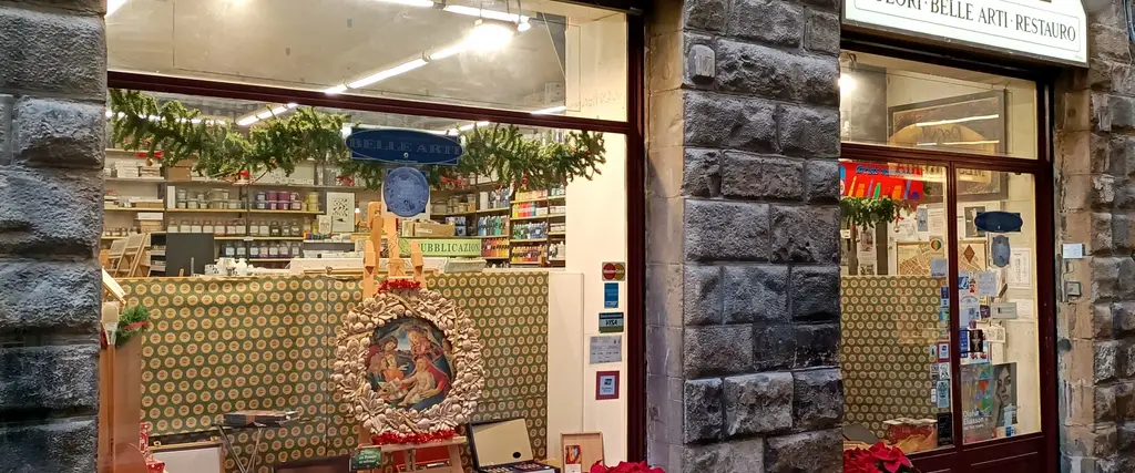 Zecchi Colori Belle Arti, esterno