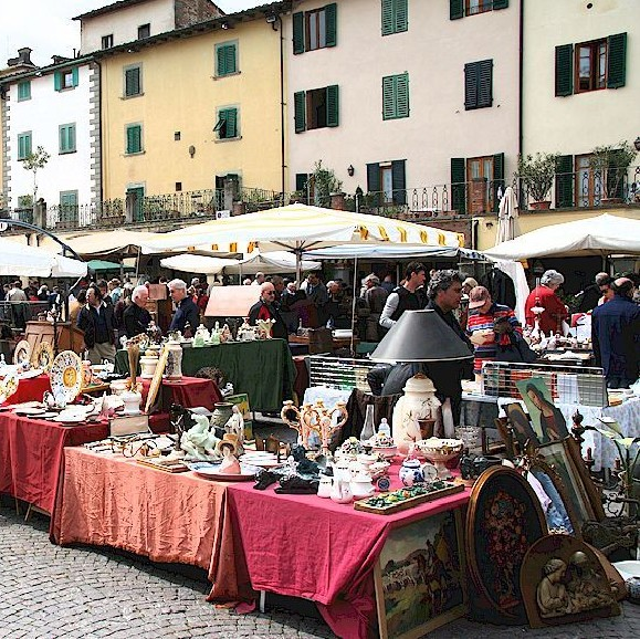 Mercatino delle cose del passato a Greve in Chianti